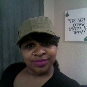 Meet your Posher, Tamera